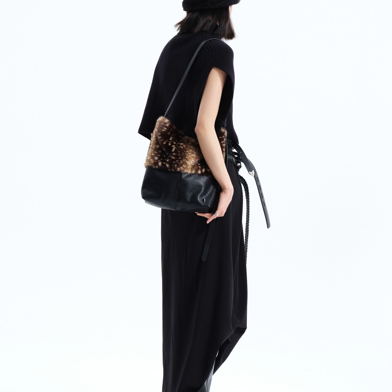 Furry splice large tote bag - deer