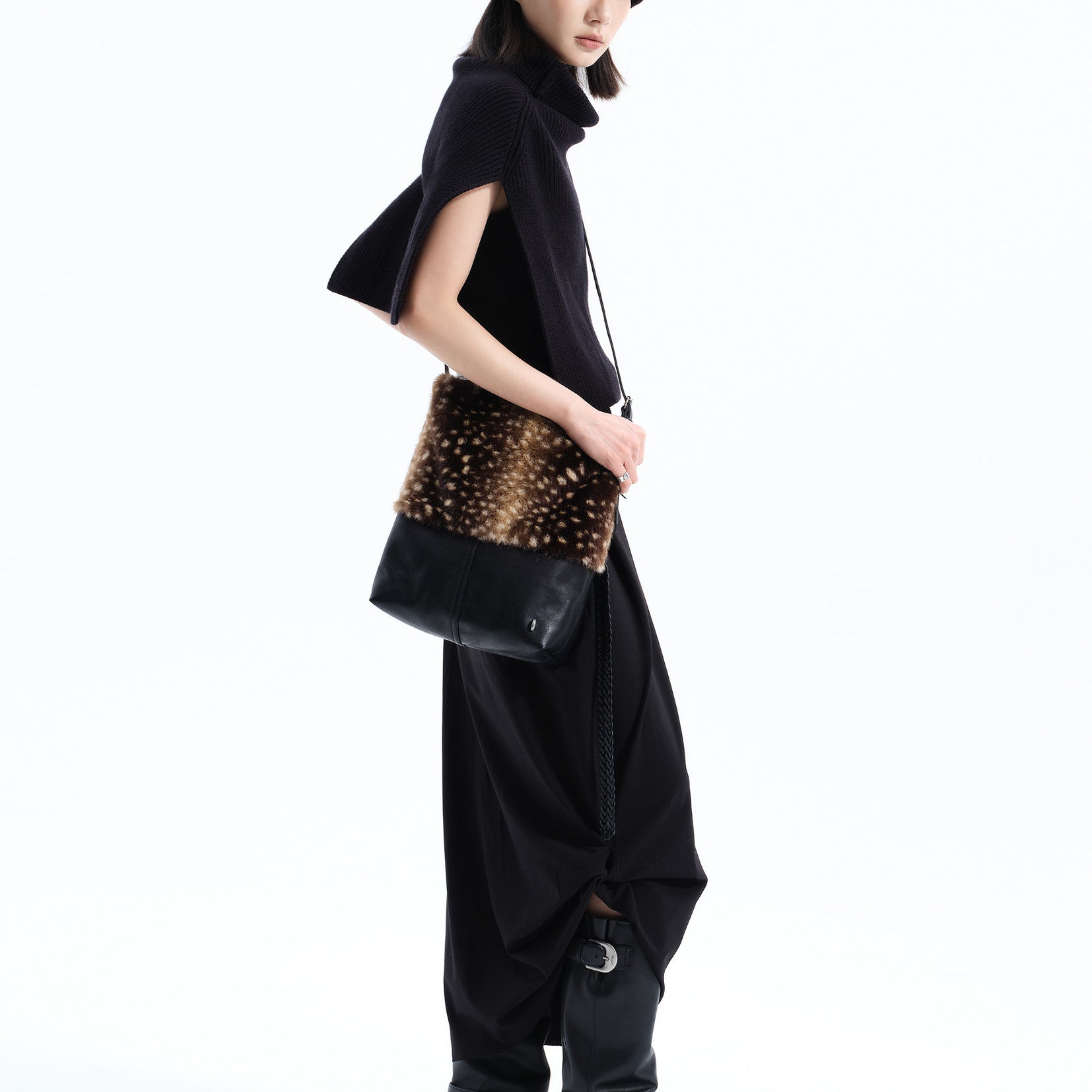 Furry splice large tote bag - deer