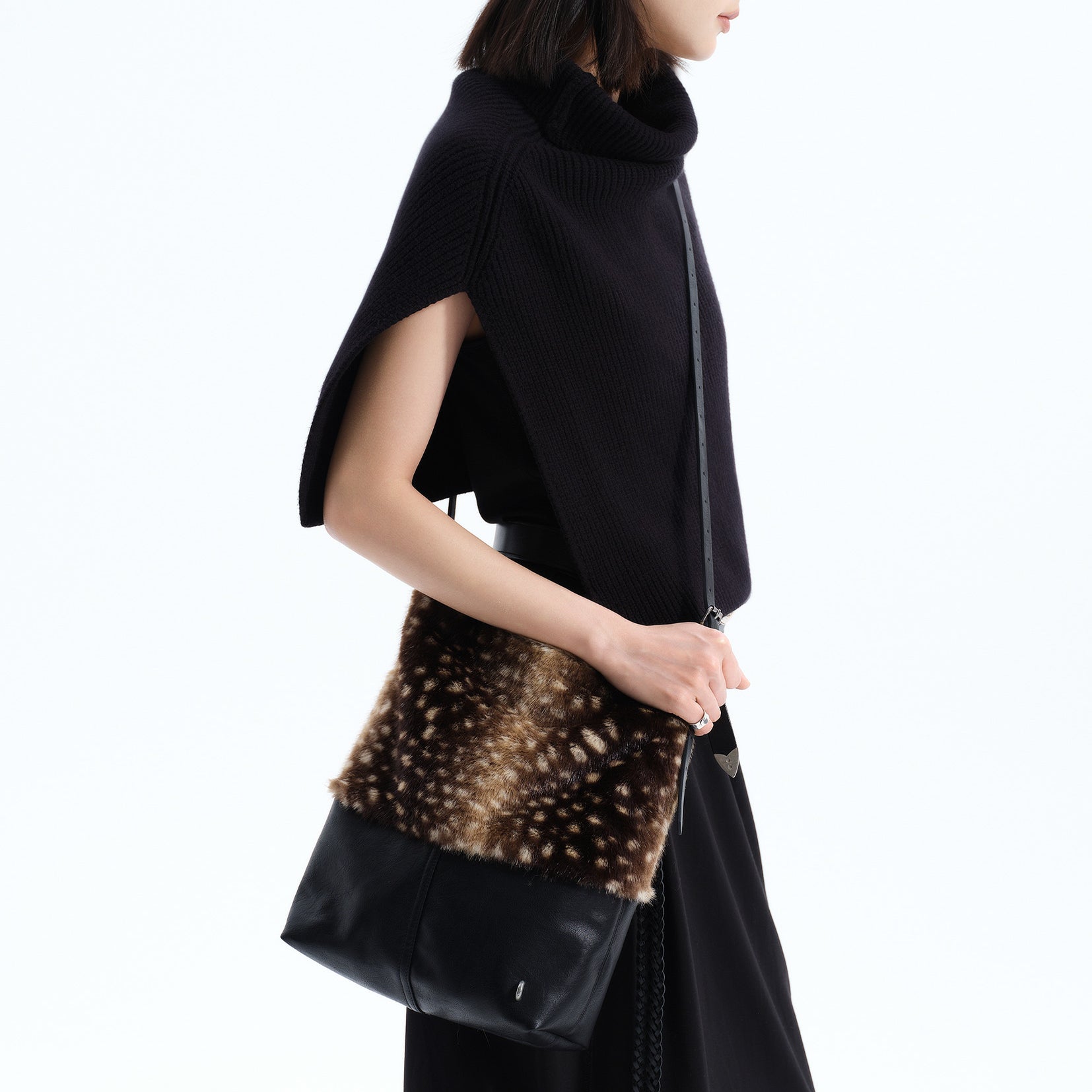 Furry splice large tote bag - deer