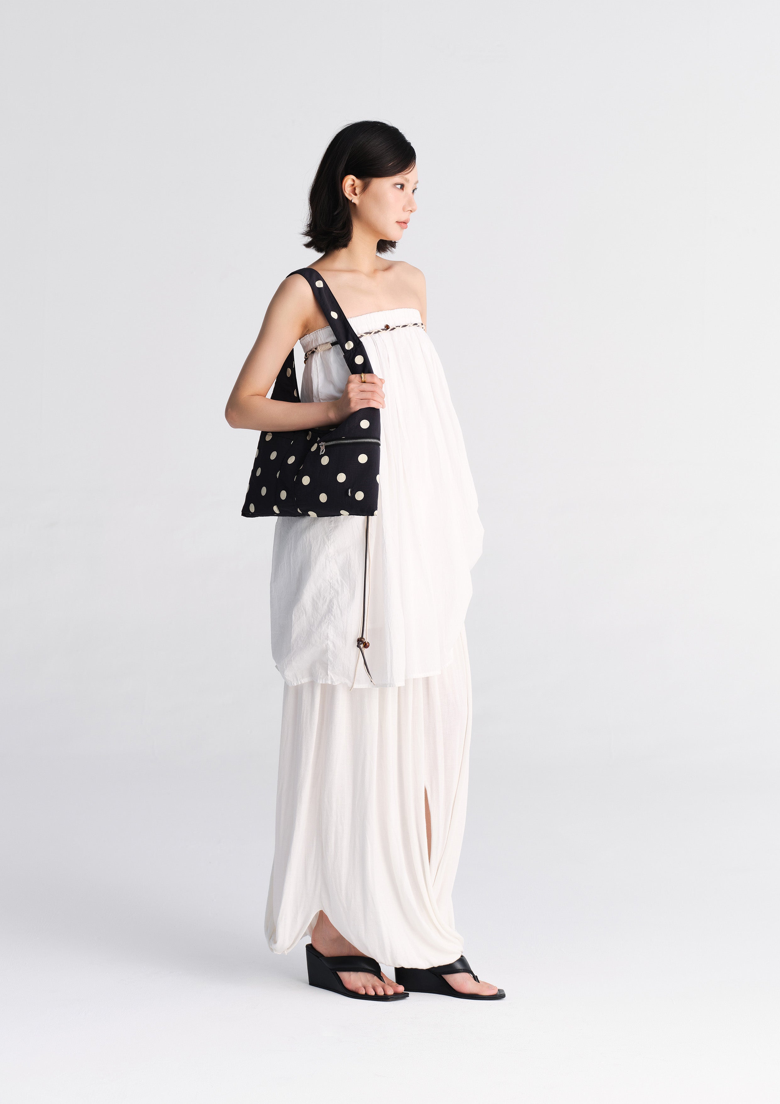 Polka dots shoulder bag - black