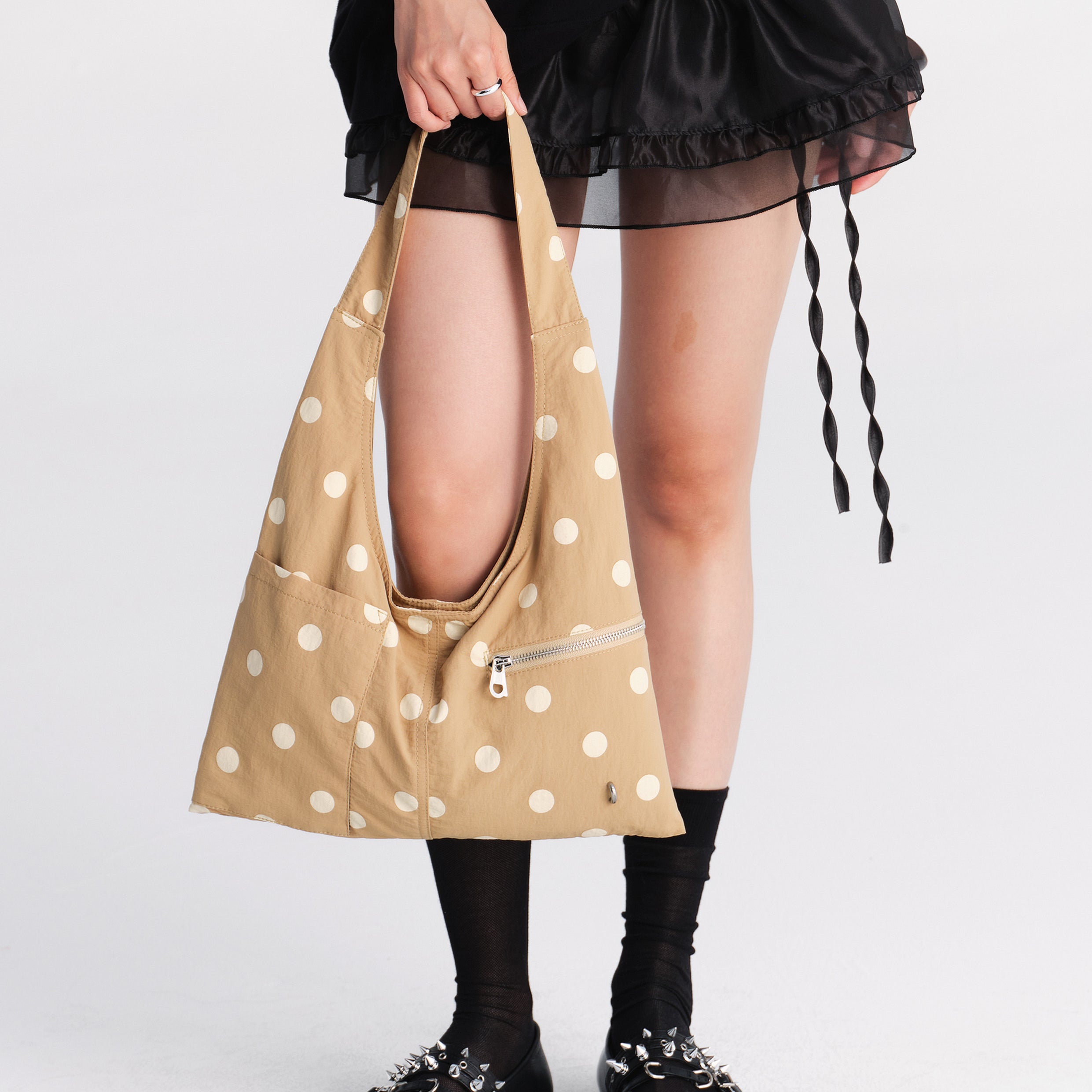 Polka dots shoulder bag - tan