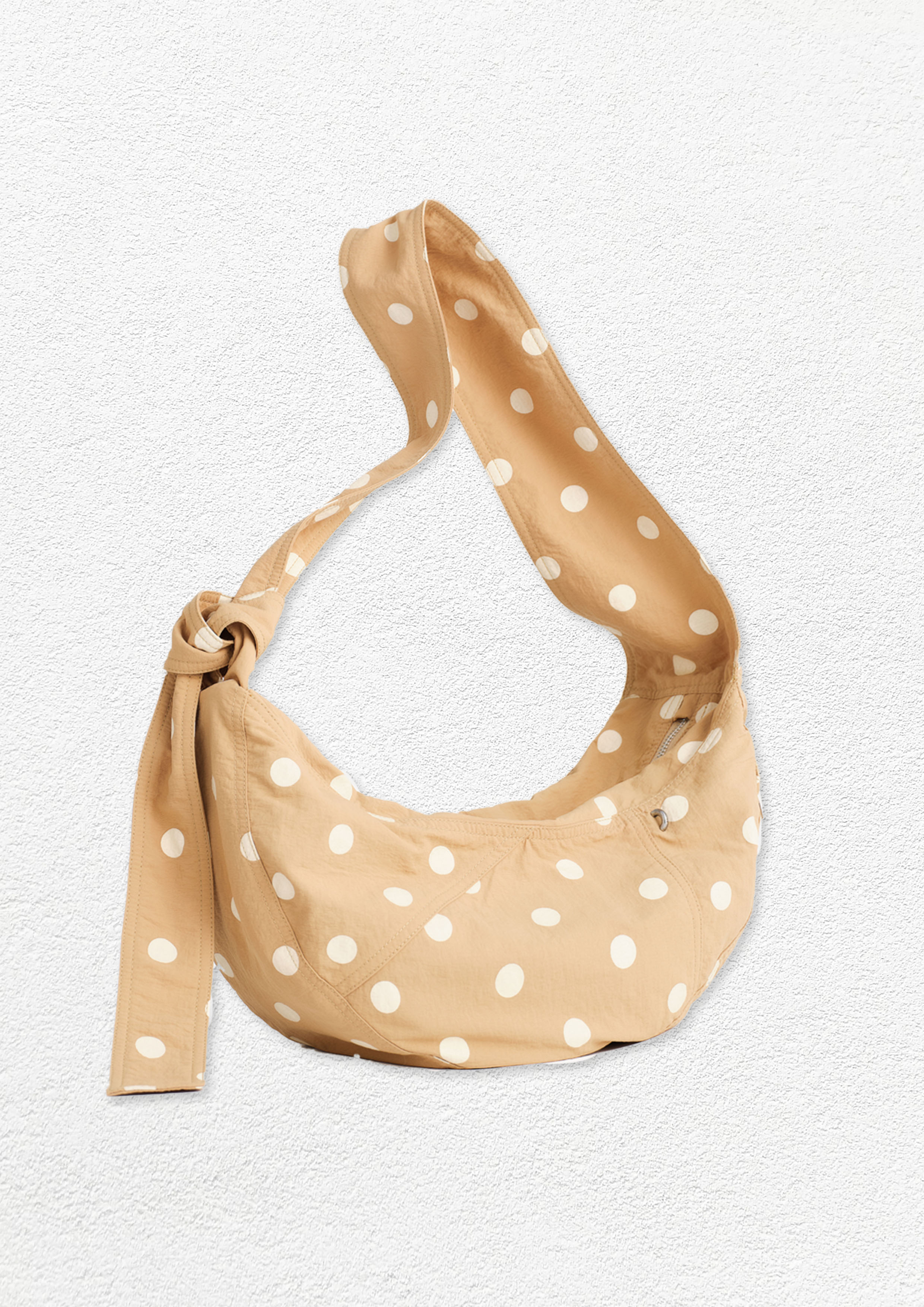 Polka dots medium dumpling bag - tan