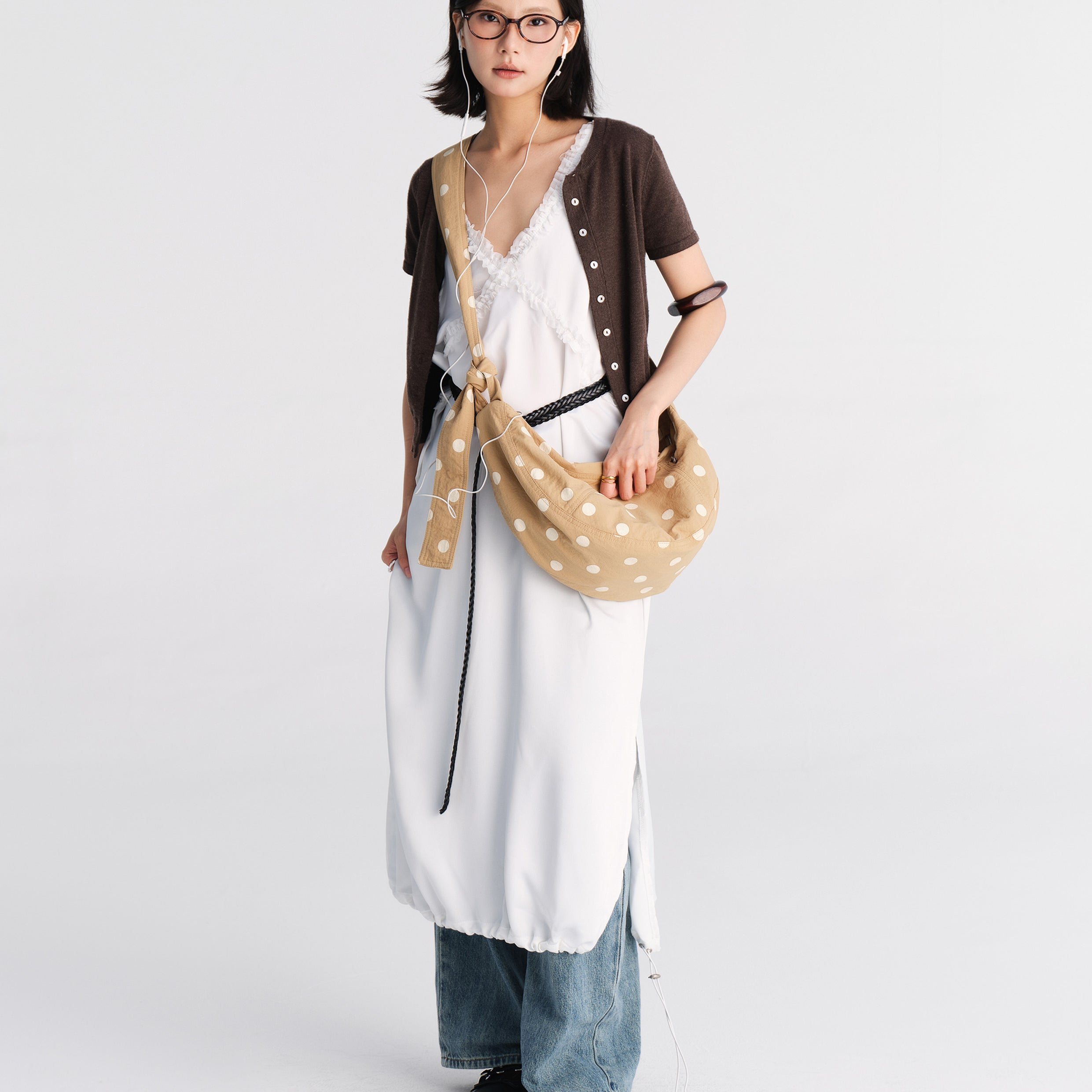 Polka dots medium dumpling bag - tan