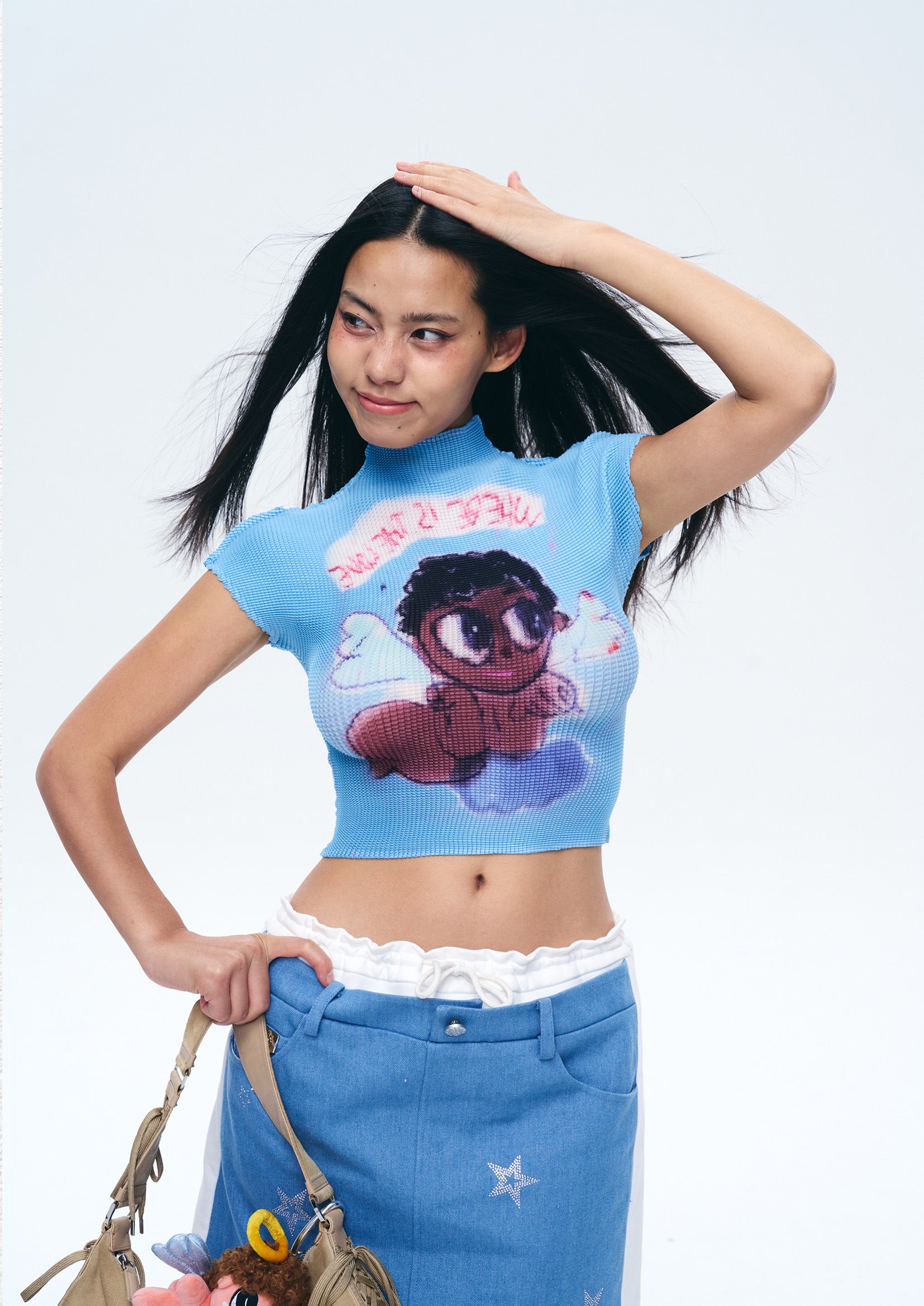 Angel crinkle stretch crop tee - sky blue