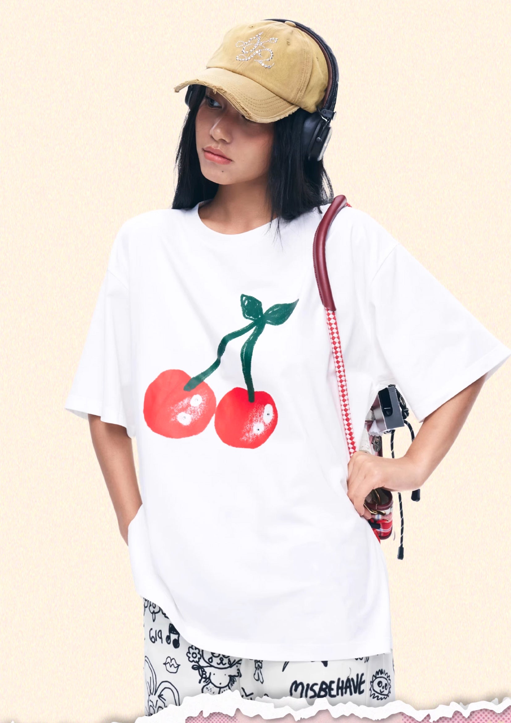 Cherry unisex oversized tee - white