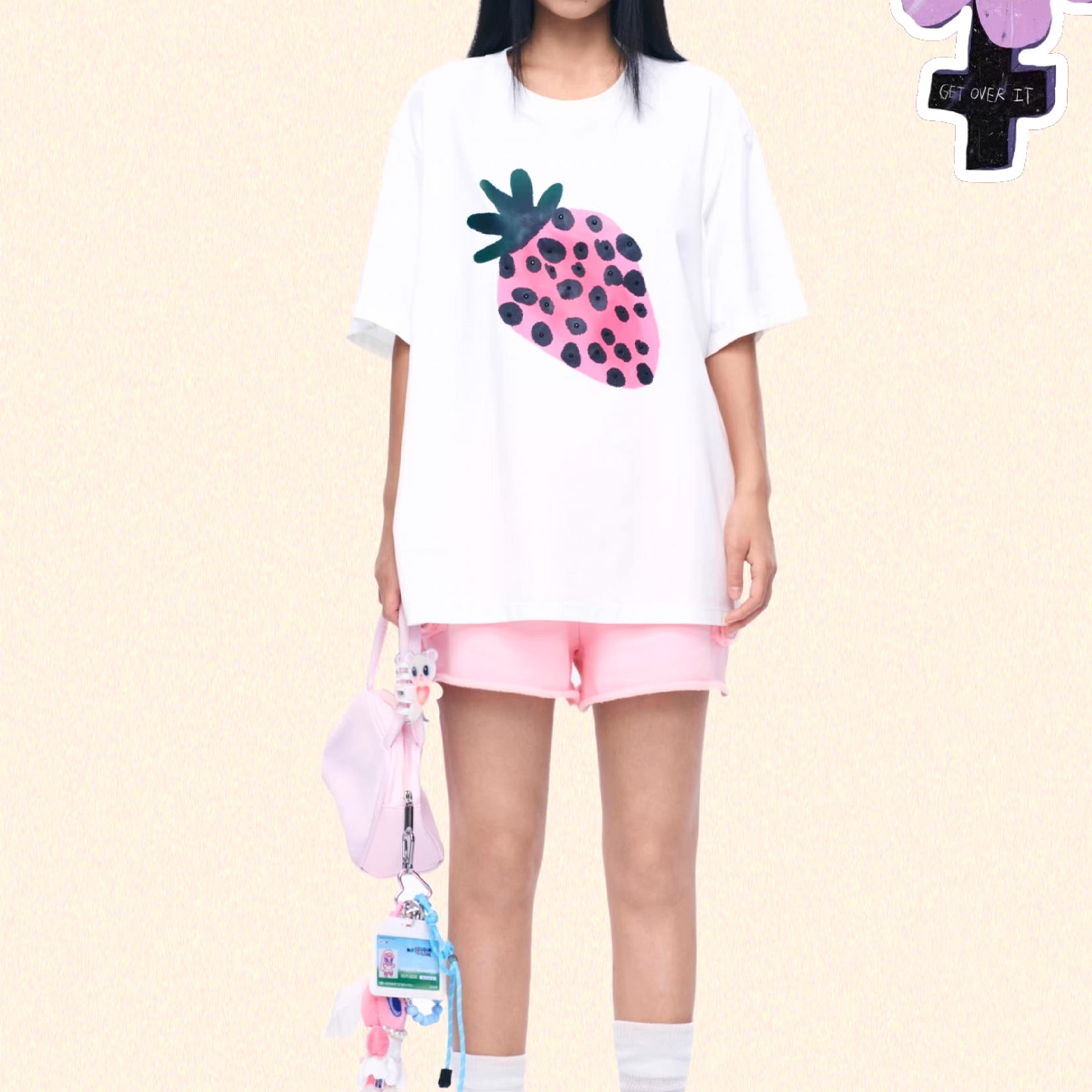 Strawberry unisex oversized tee - white