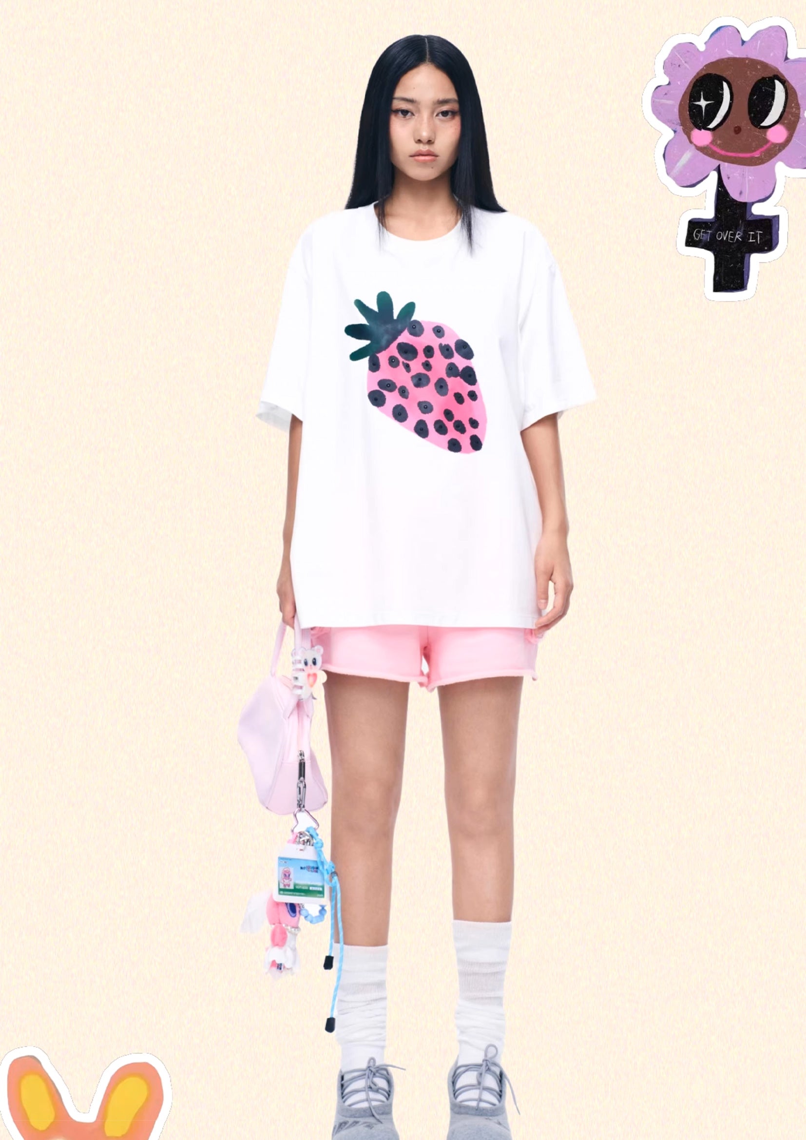 Strawberry unisex oversized tee - white