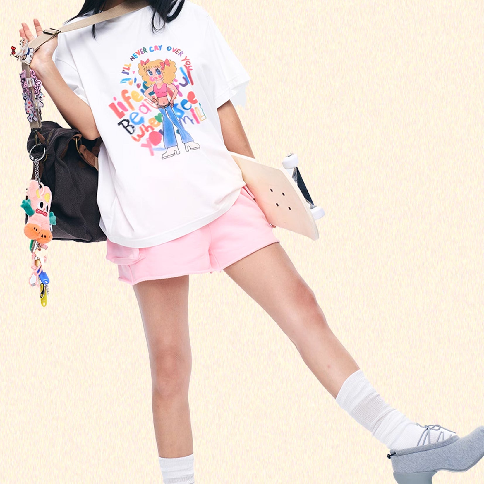 Bubblegum girl unisex oversized tee - white