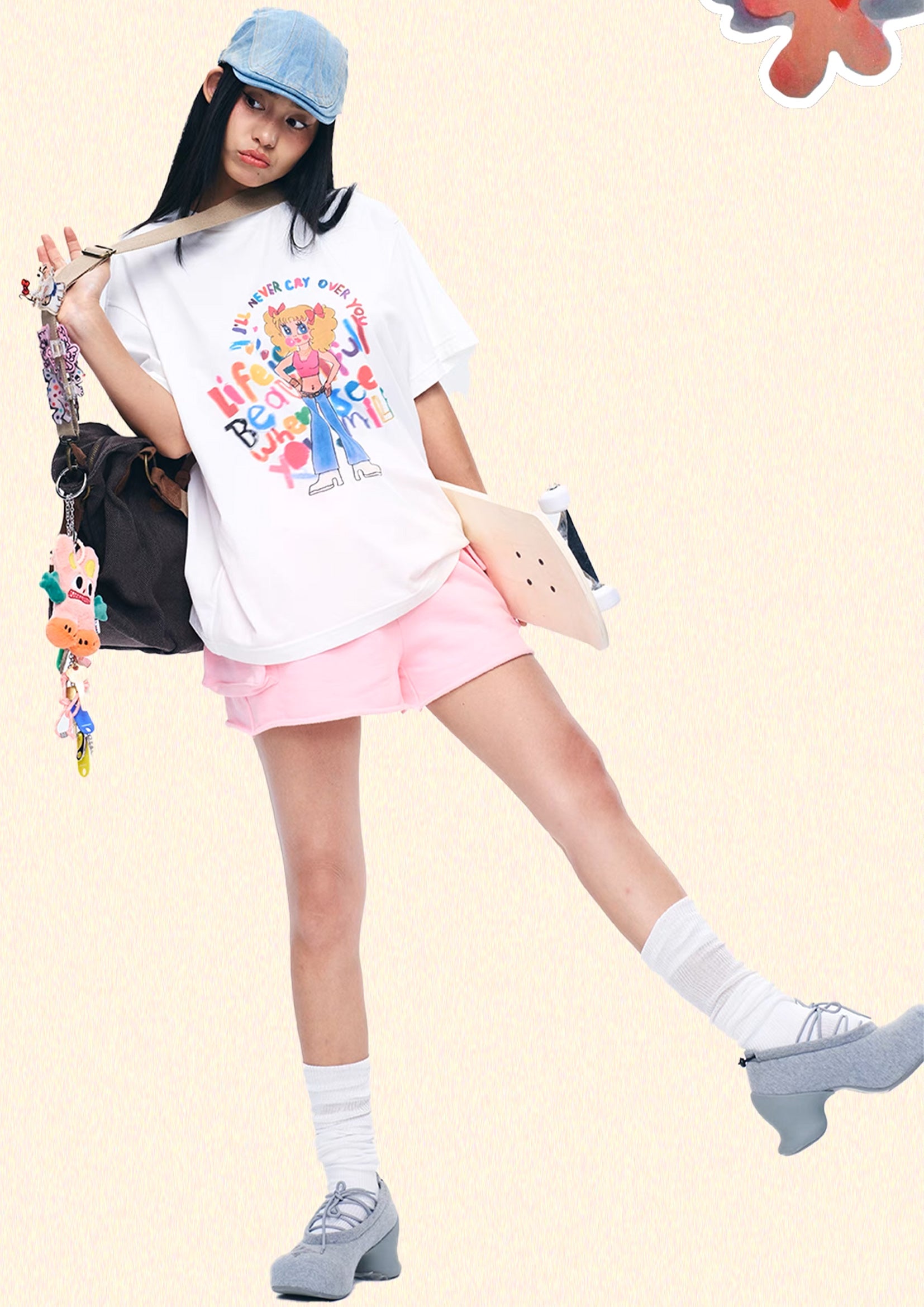 Bubblegum girl unisex oversized tee - white