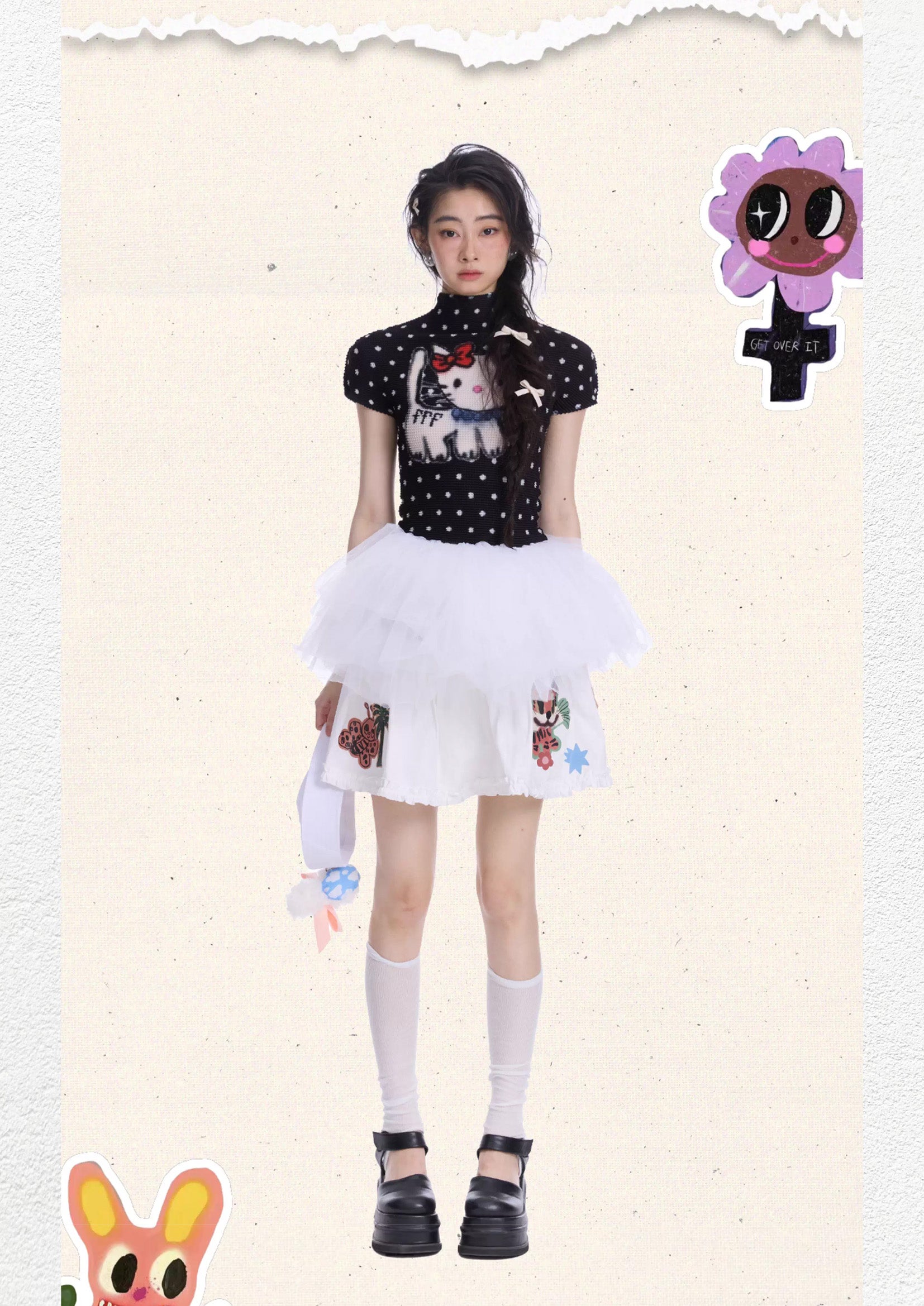 Kitty polka dots crinkle stretch crop tee - black