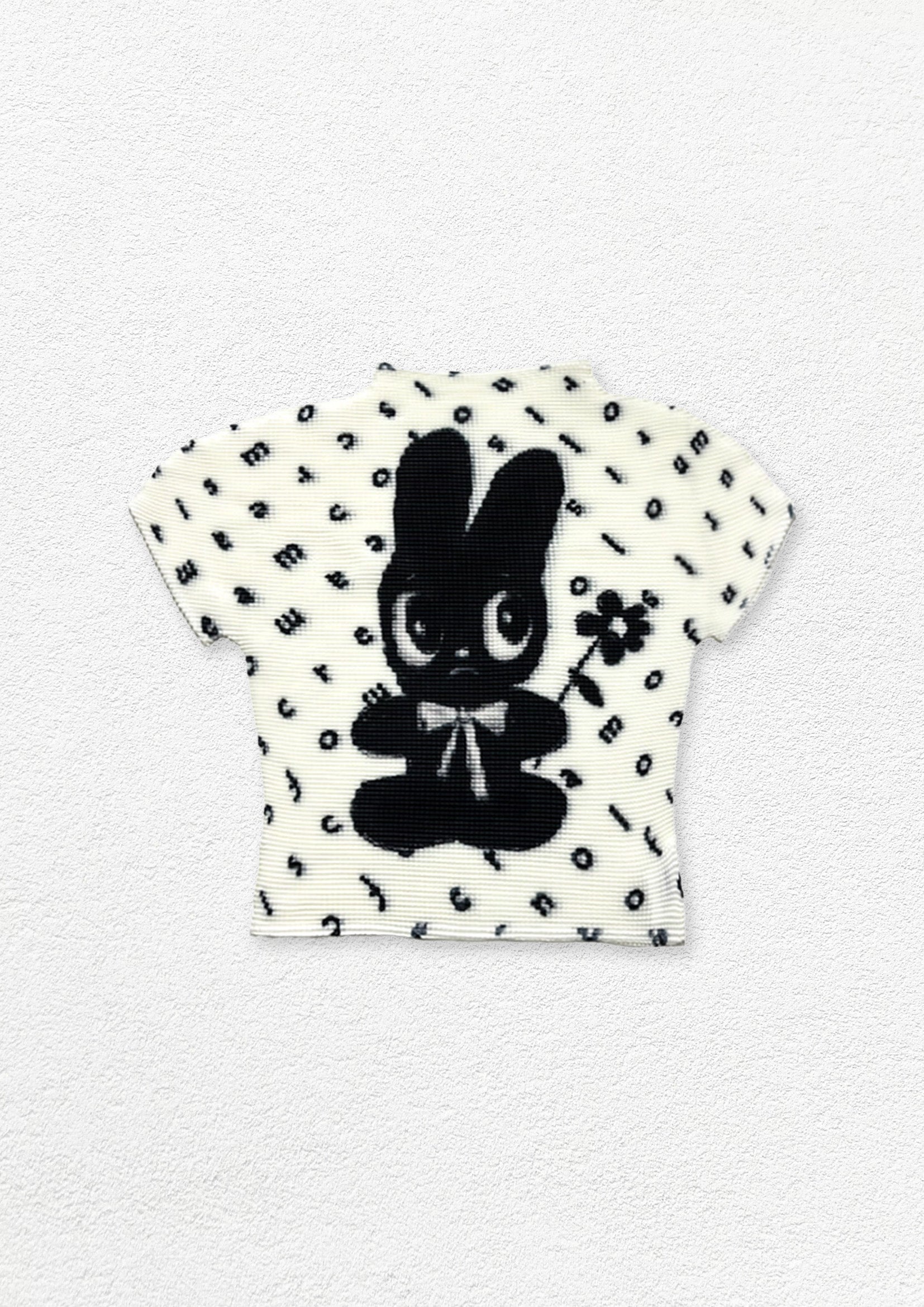 Black bunny crinkle stretch crop tee - white