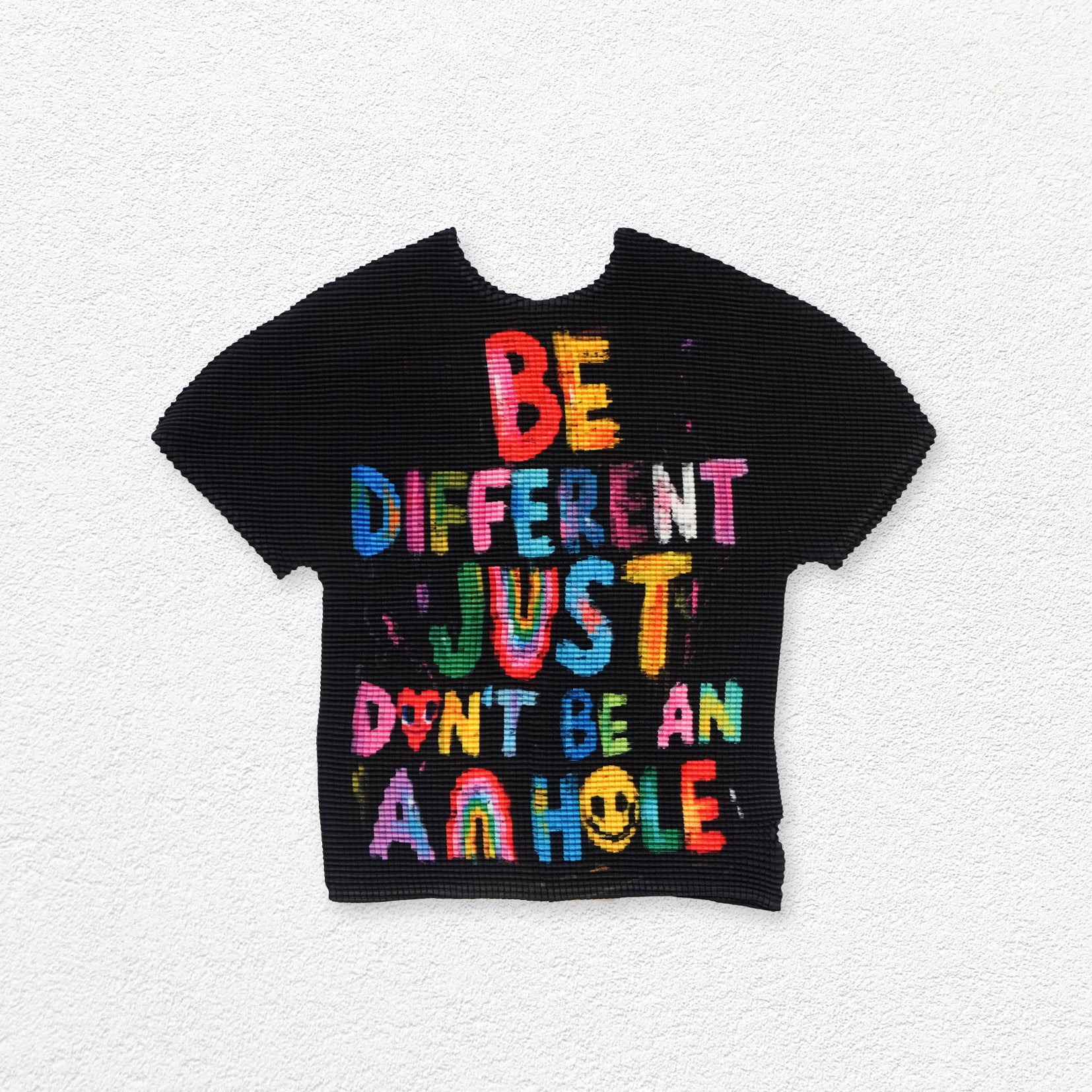 Typography crinkle stretch crop tee (crew neck) - black