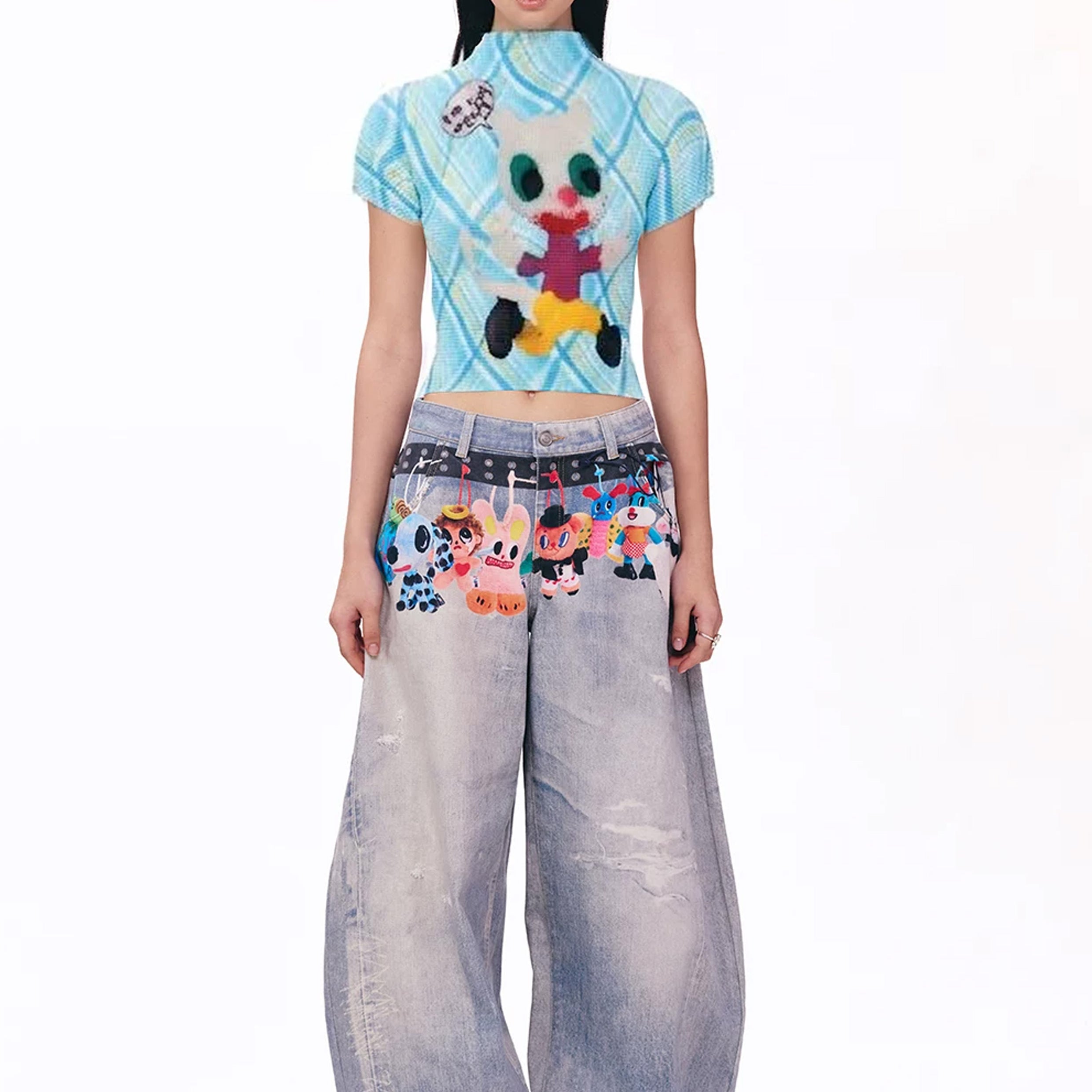 White bear crinkle stretch crop tee - cyan plaid