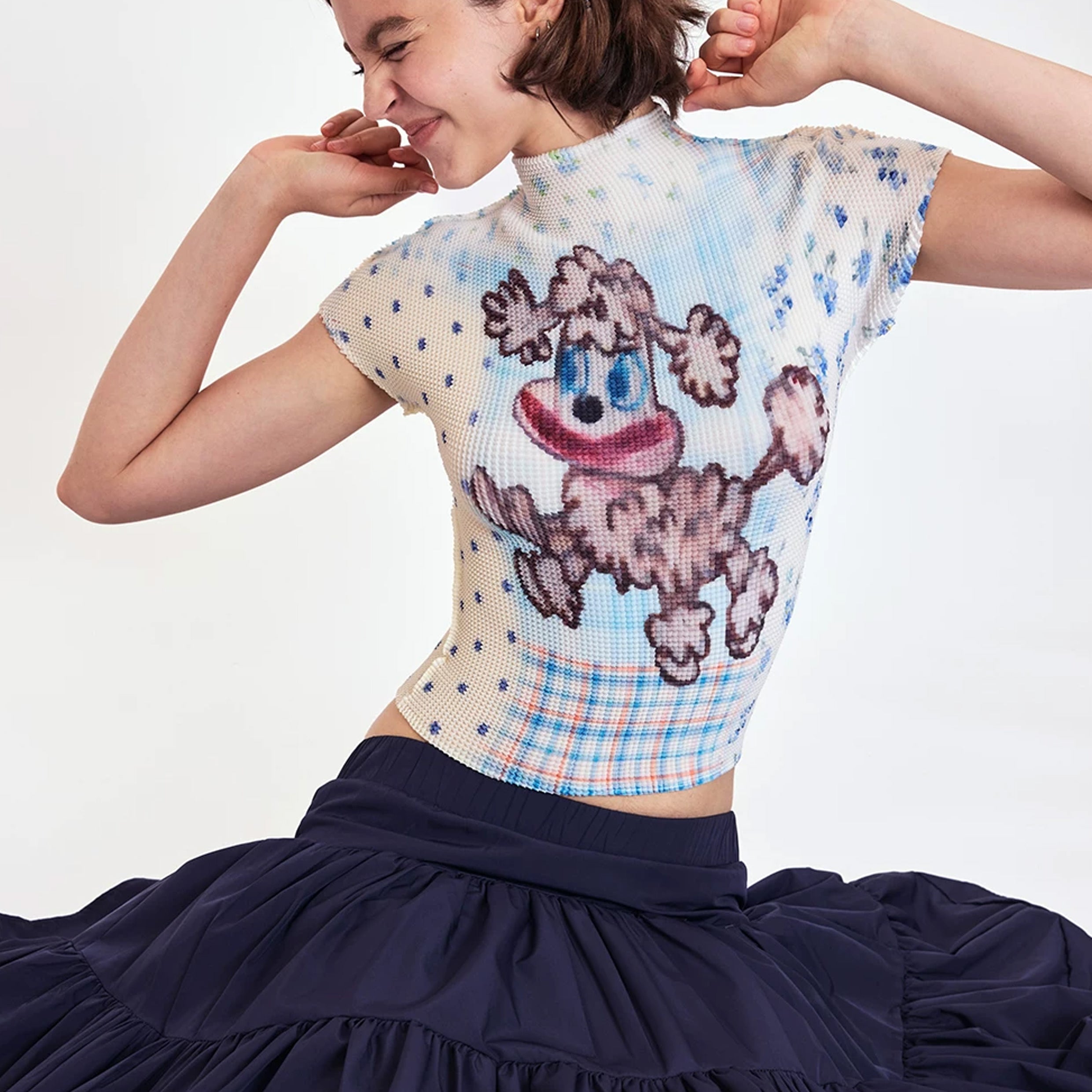 Poodle puppy crinkle stretch crop tee - baby blue