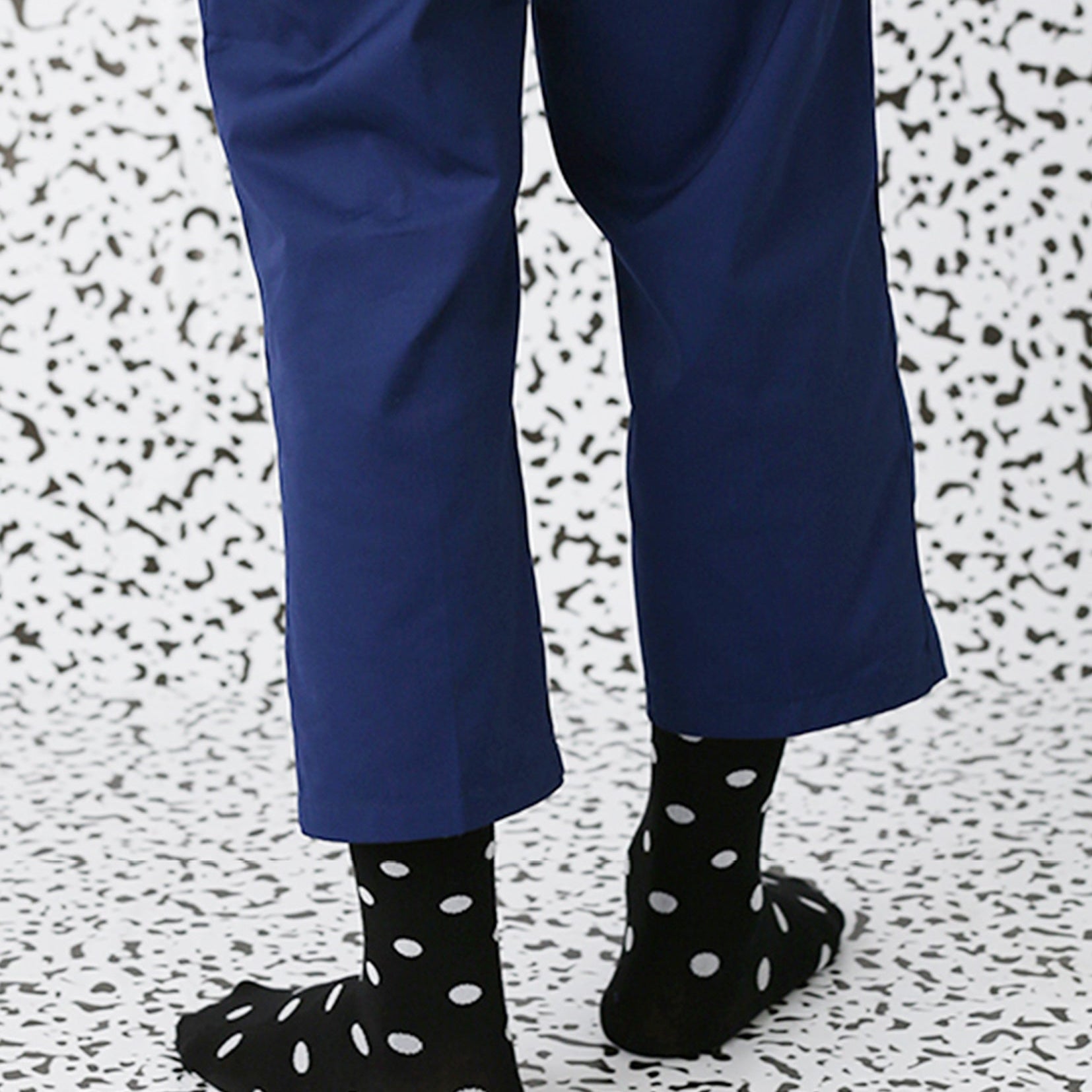 Big polka dot mid-calf socks - black