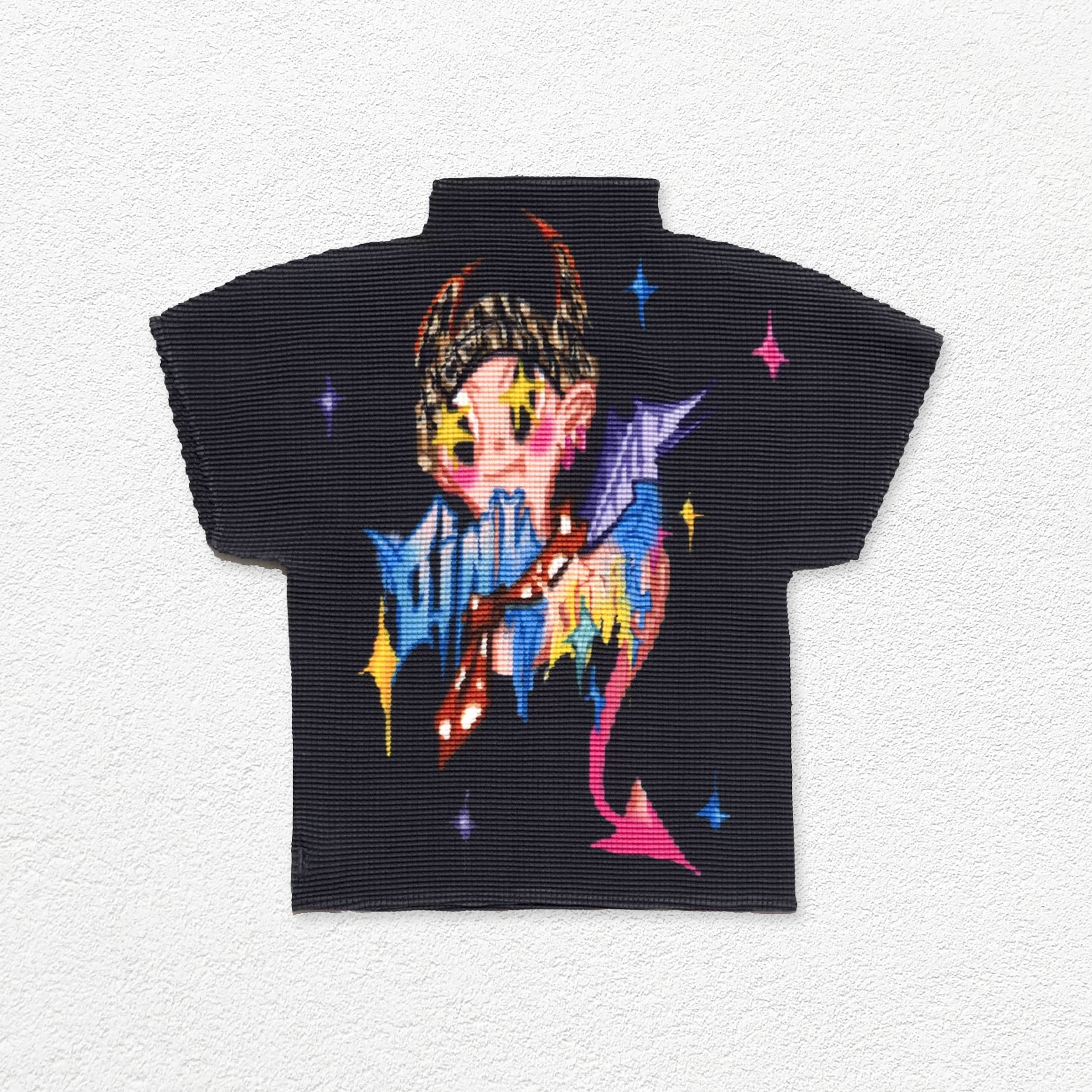 Devil crinkle stretch crop tee - black