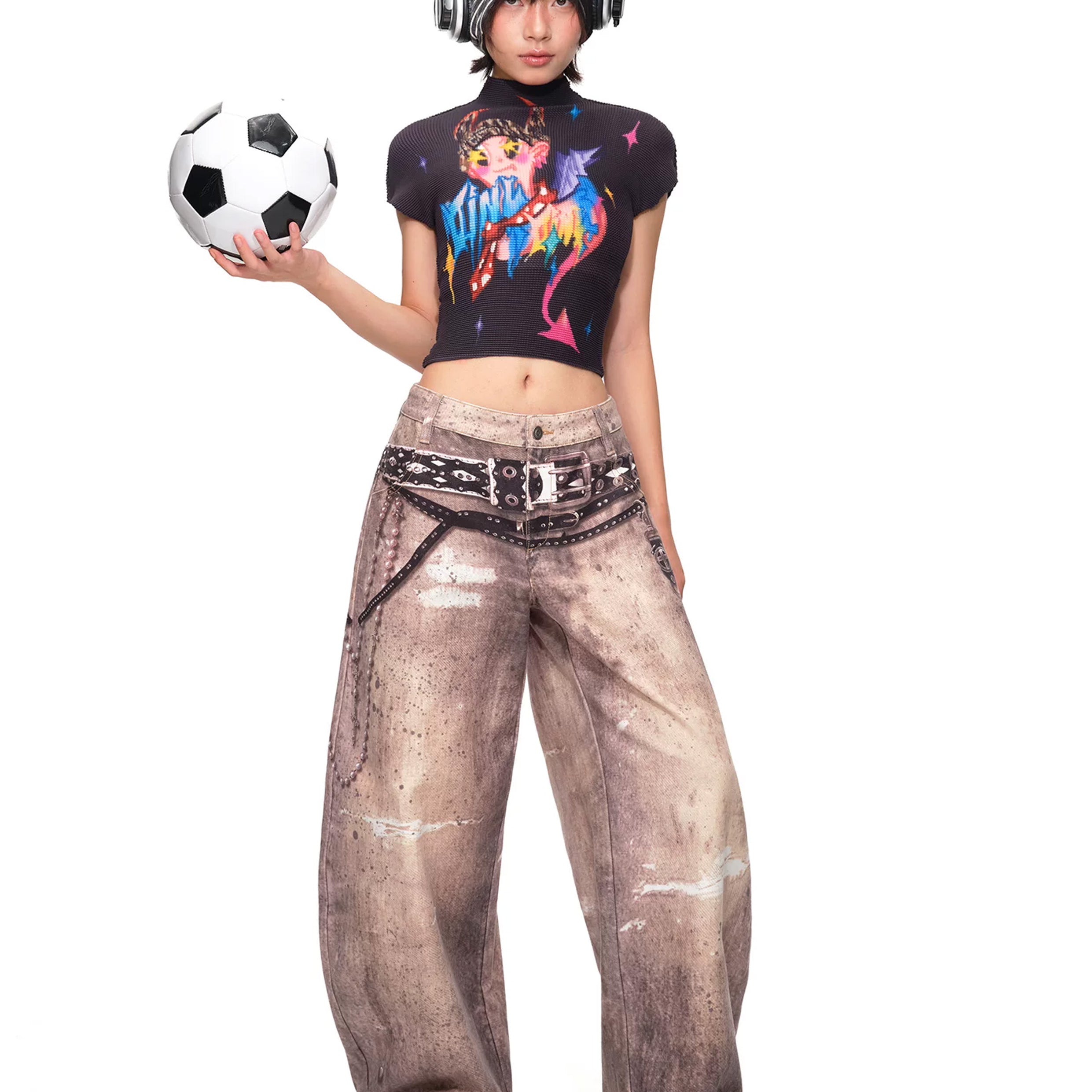 Devil crinkle stretch crop tee - black