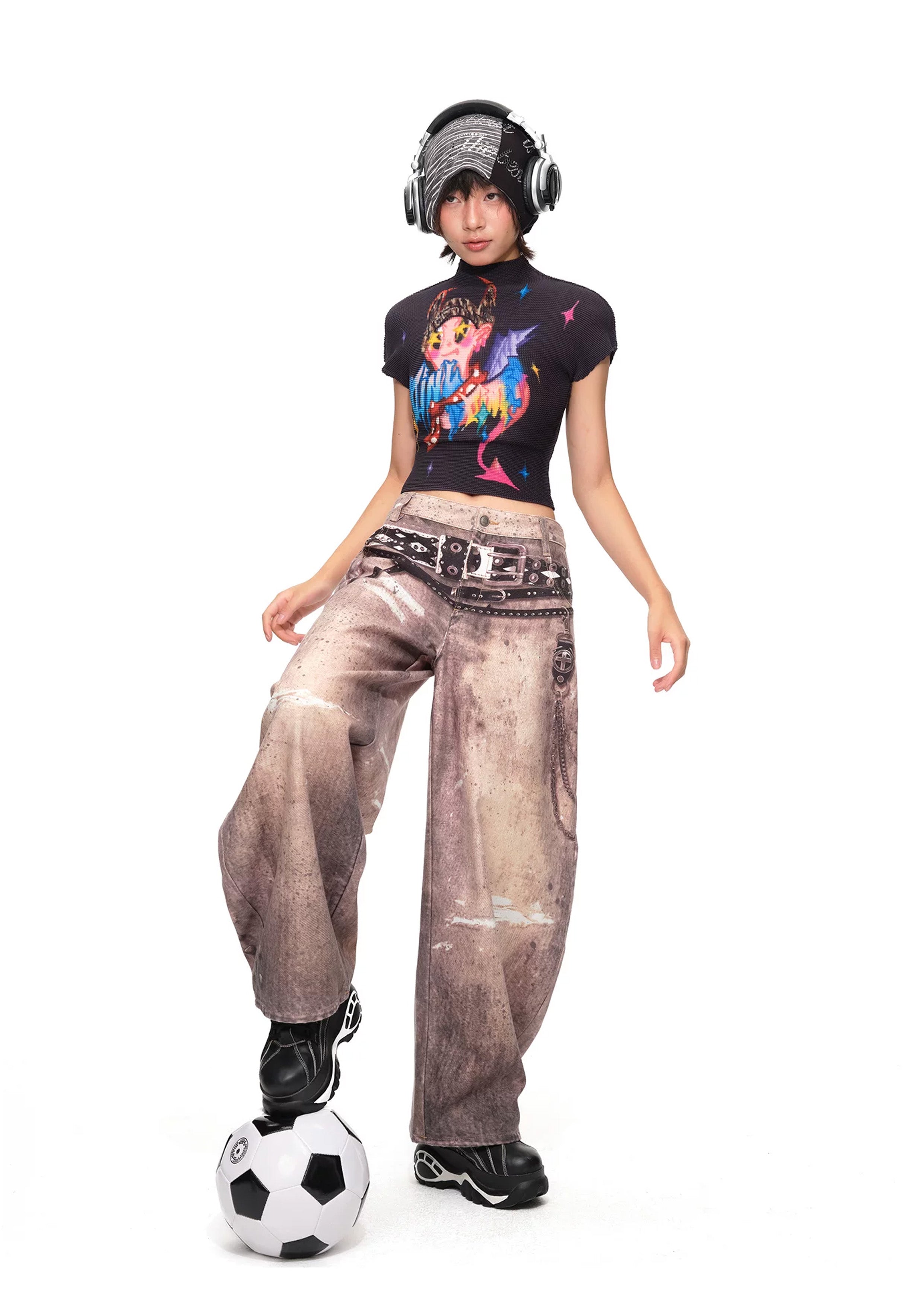 Devil crinkle stretch crop tee - black