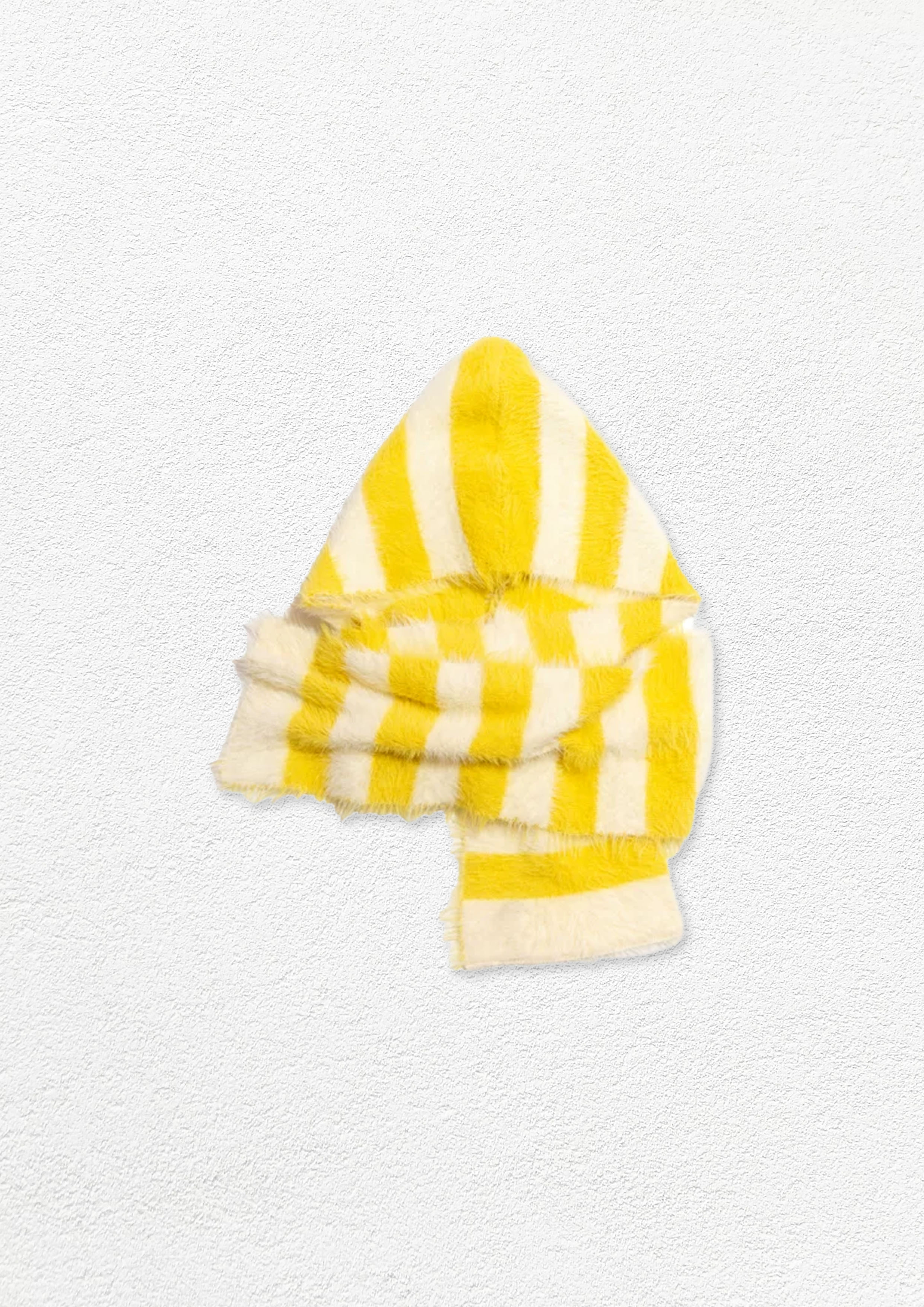 Fluffy hooded scarf - yellow striped