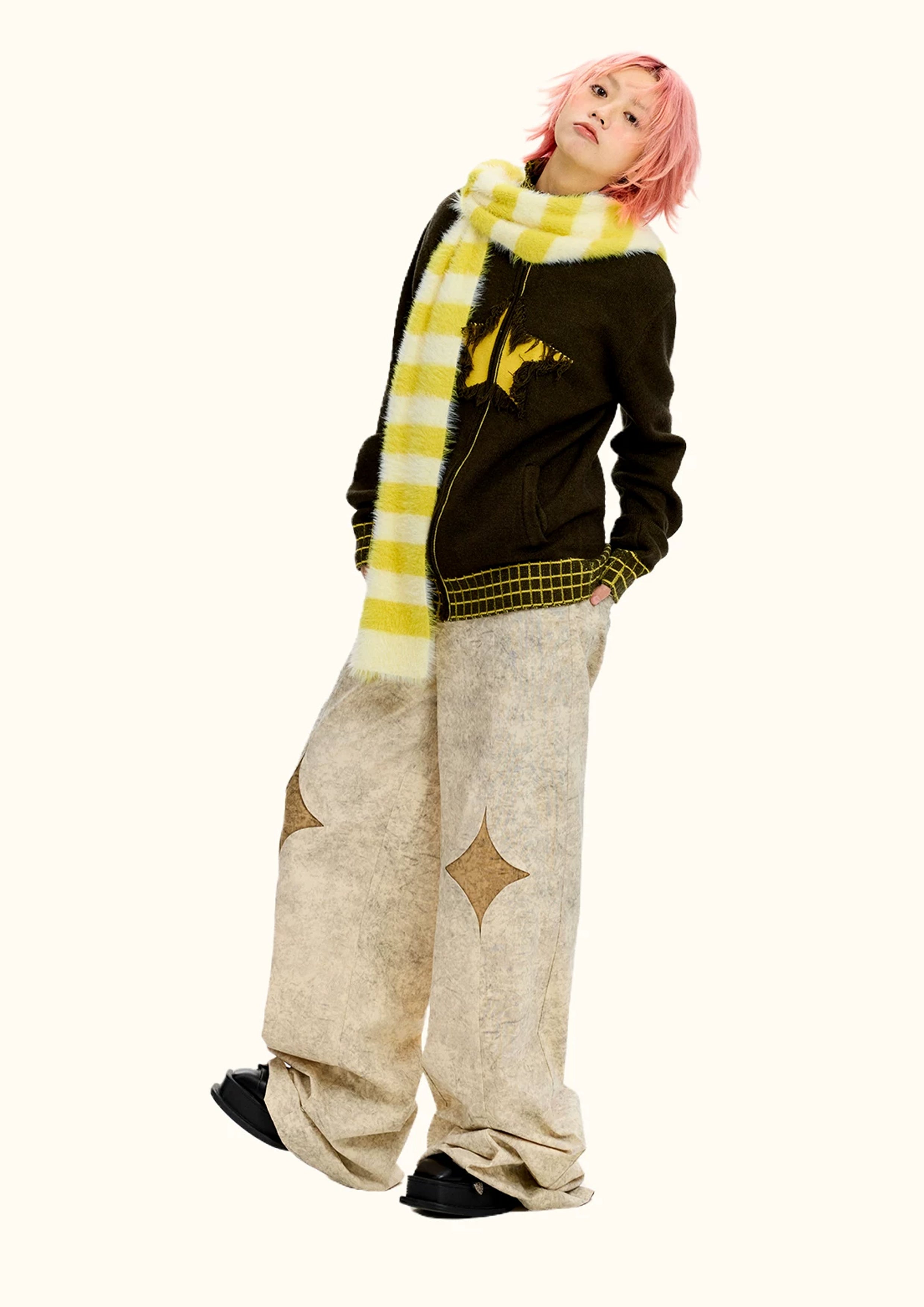 Fluffy hooded scarf - yellow striped