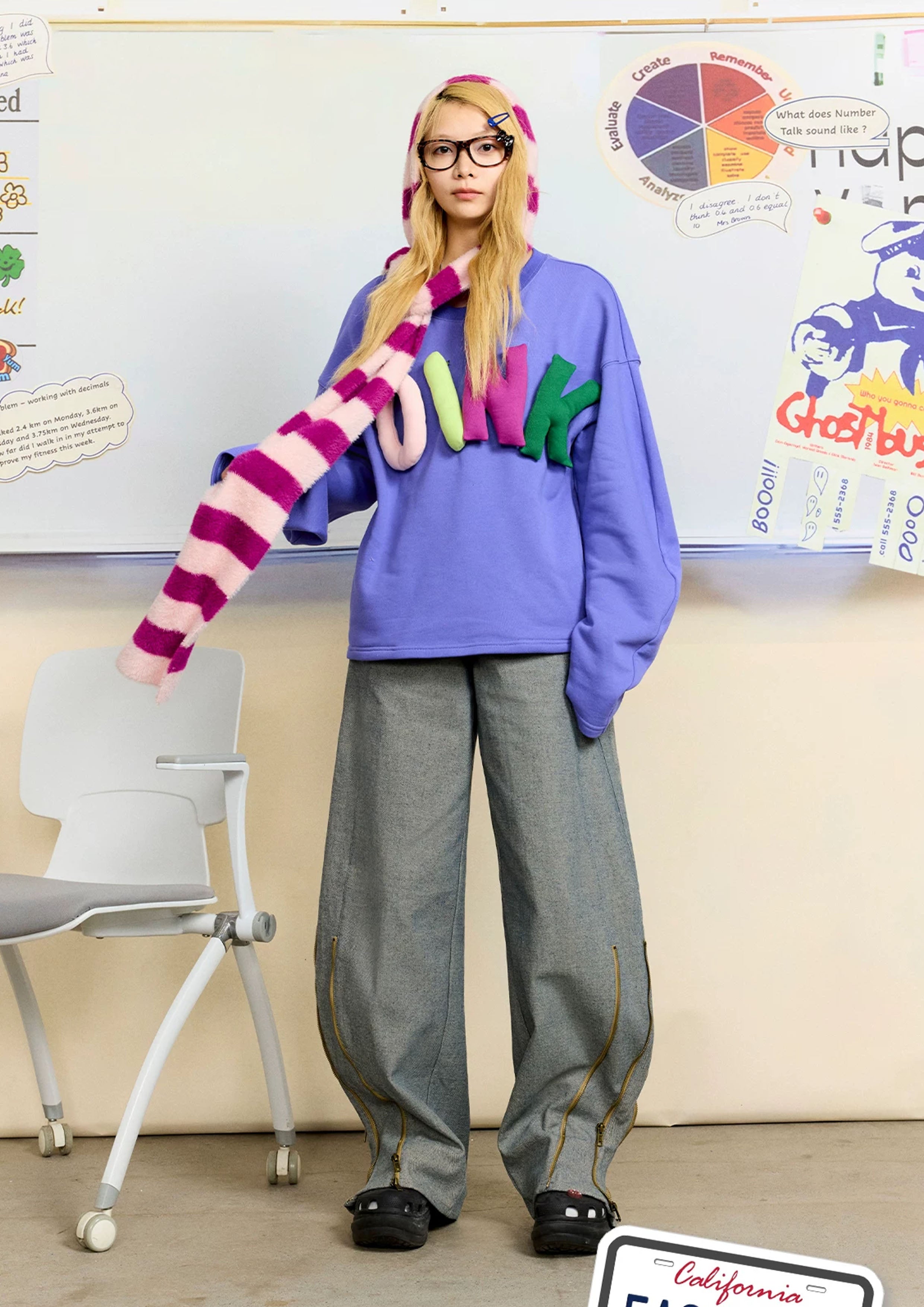 Fluffy hooded scarf - purple striped