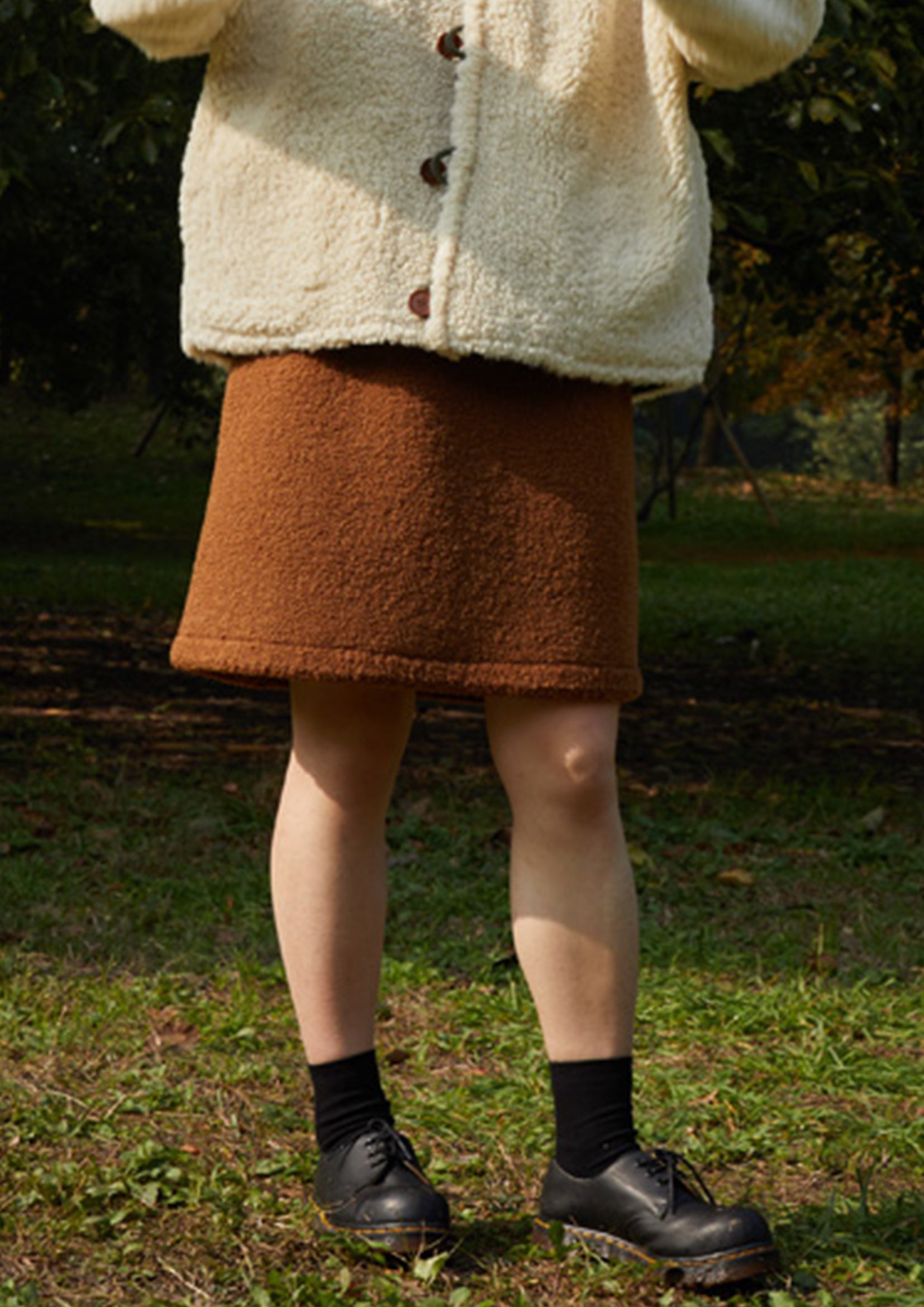 A-line fluffy skirt in brown