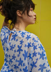 Floral see-through layered smock top in blue & white